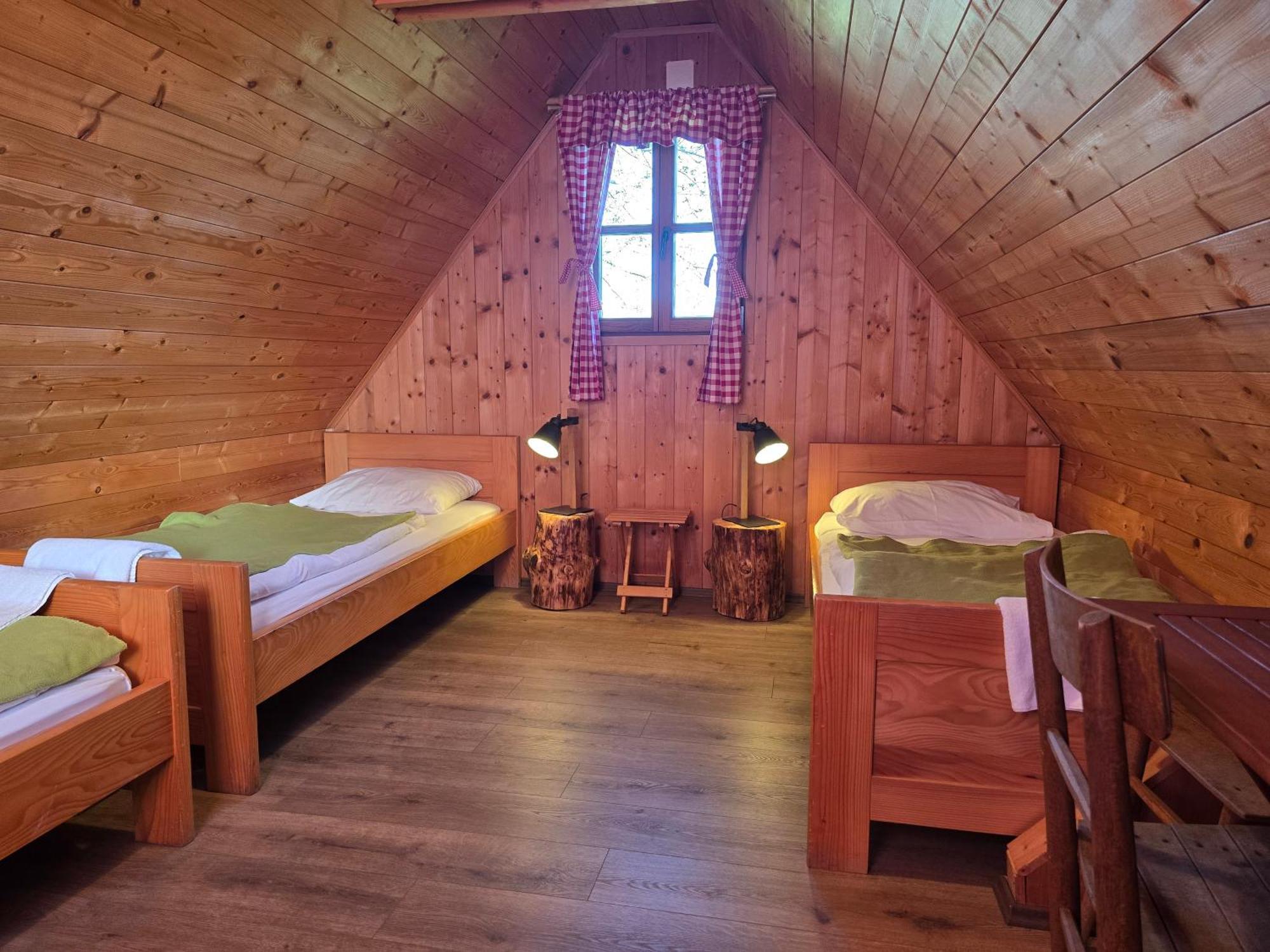 Bungalows Rizvan City Brusane Екстер'єр фото