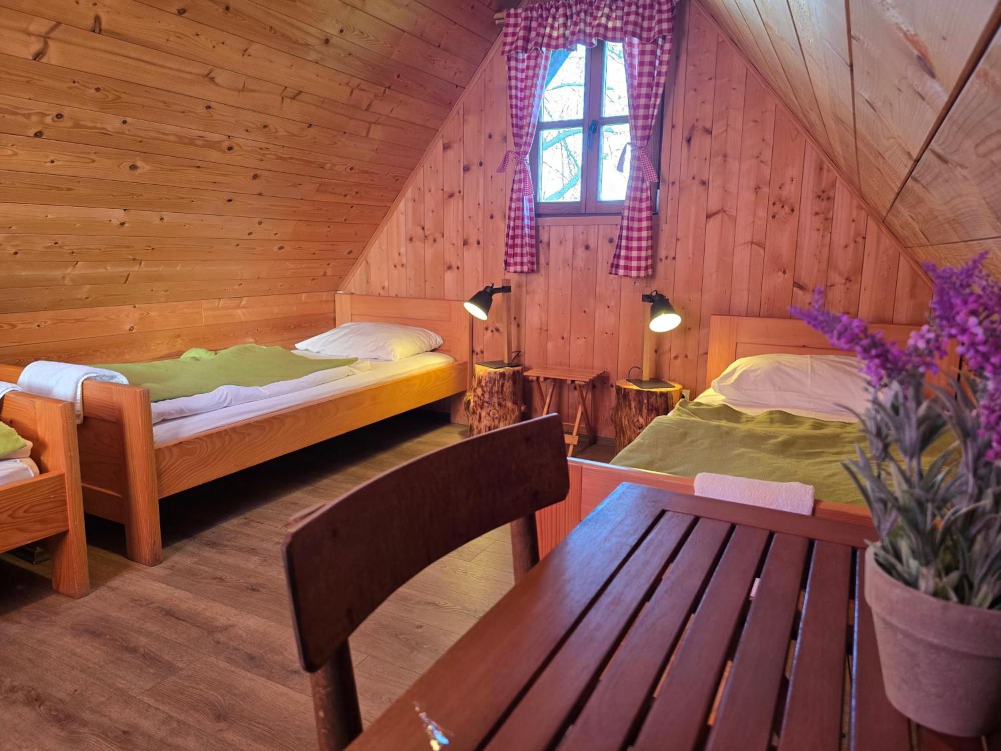 Bungalows Rizvan City Brusane Екстер'єр фото